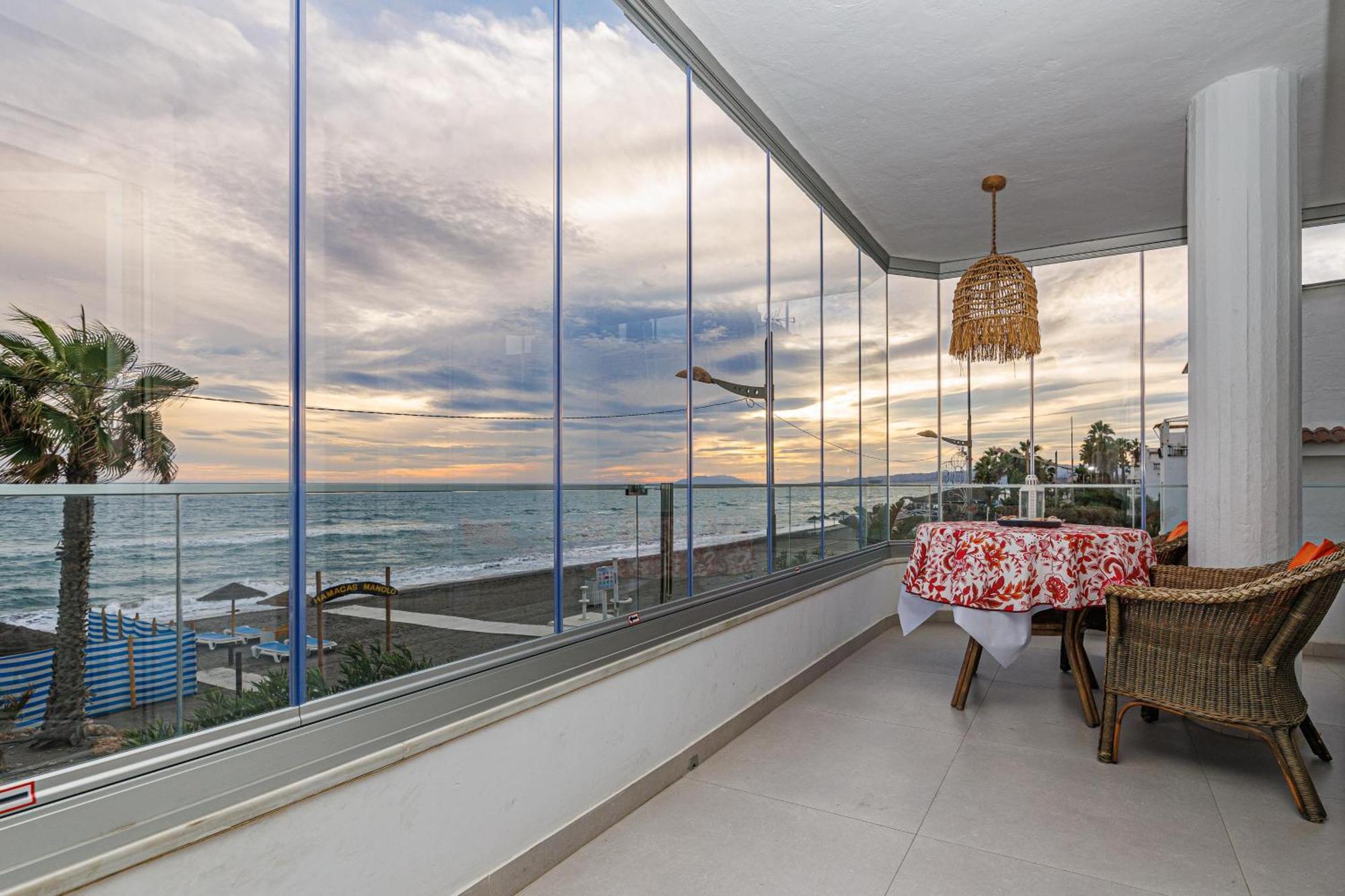 Laguna Beach Wohnung Mit Freiem Meerblick Torrox Exterior photo