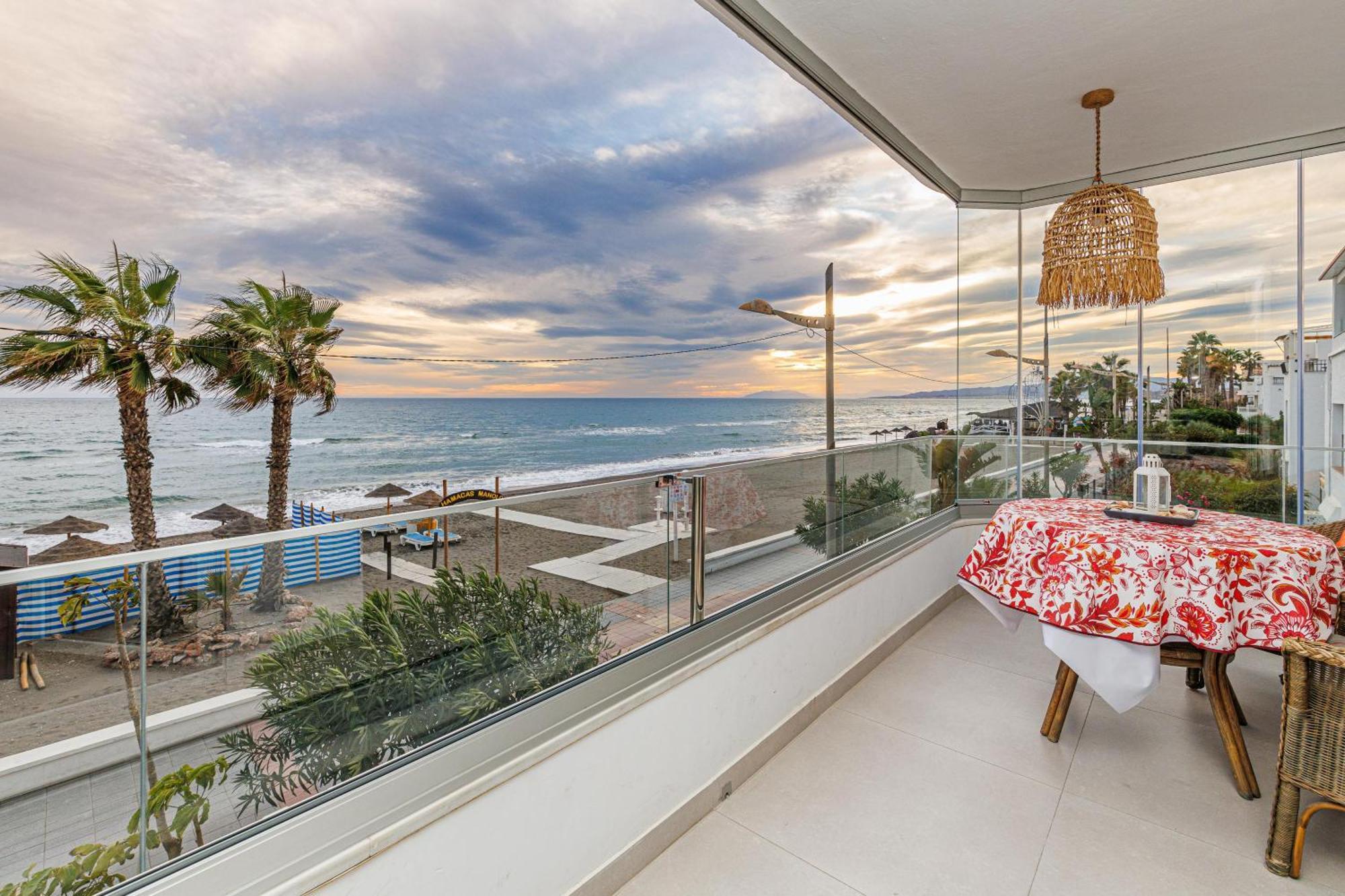Laguna Beach Wohnung Mit Freiem Meerblick Torrox Exterior photo