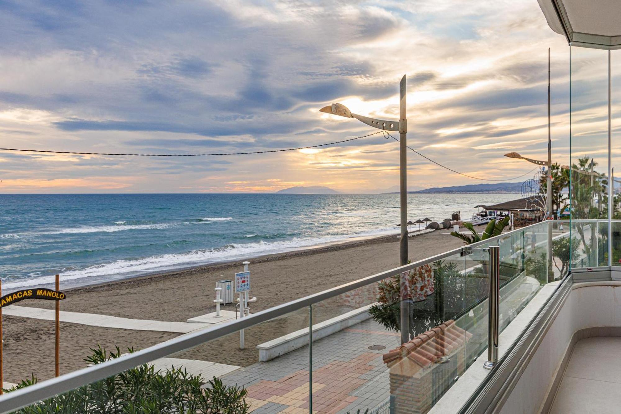 Laguna Beach Wohnung Mit Freiem Meerblick Torrox Exterior photo