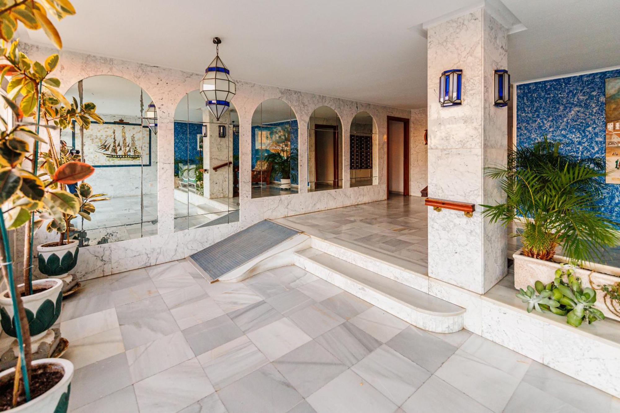 Laguna Beach Wohnung Mit Freiem Meerblick Torrox Exterior photo