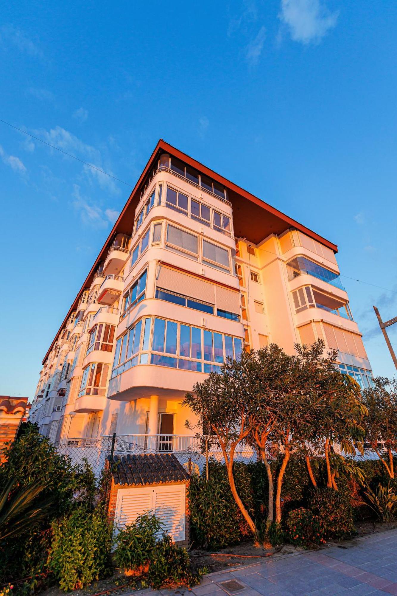 Laguna Beach Wohnung Mit Freiem Meerblick Torrox Exterior photo